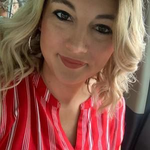 Meet your Posher, Michaela